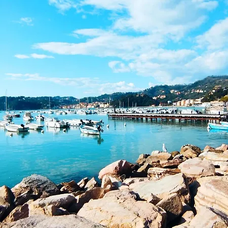 Sunsearelaxsanterenzo, 아파트 *